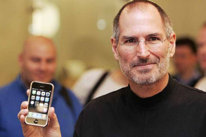 Steve Jobs ve Iphone